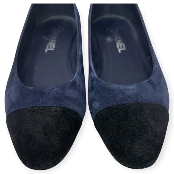 Chanel Navy Blue CC Logo Cap Toe Ballet Flats - Picture 8 of 9